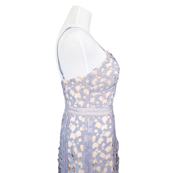 Elliatt Tingle Chemical Lace Sleeveless Midi Dress in Lilac Blue Nude Medium - Picture 6 of 15